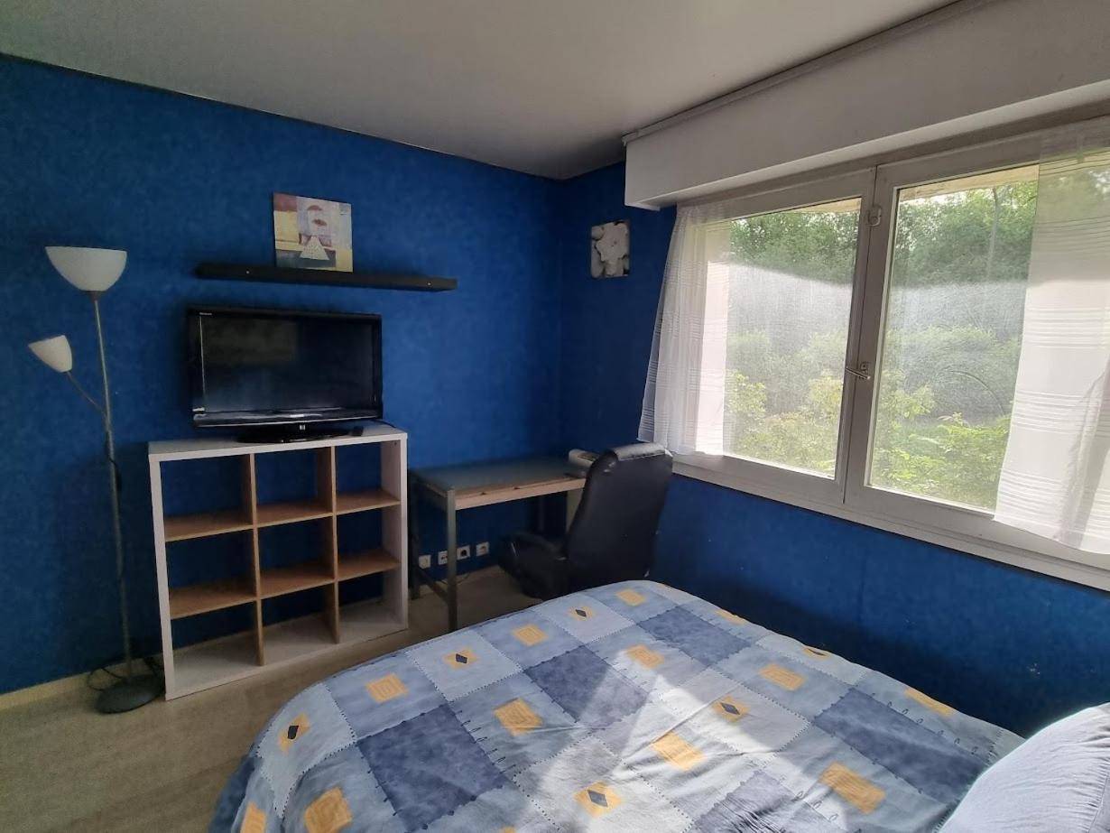 Chambre Avec Sdb Et Toilettes Privatives Rosny-Sous-Bois Extérieur photo