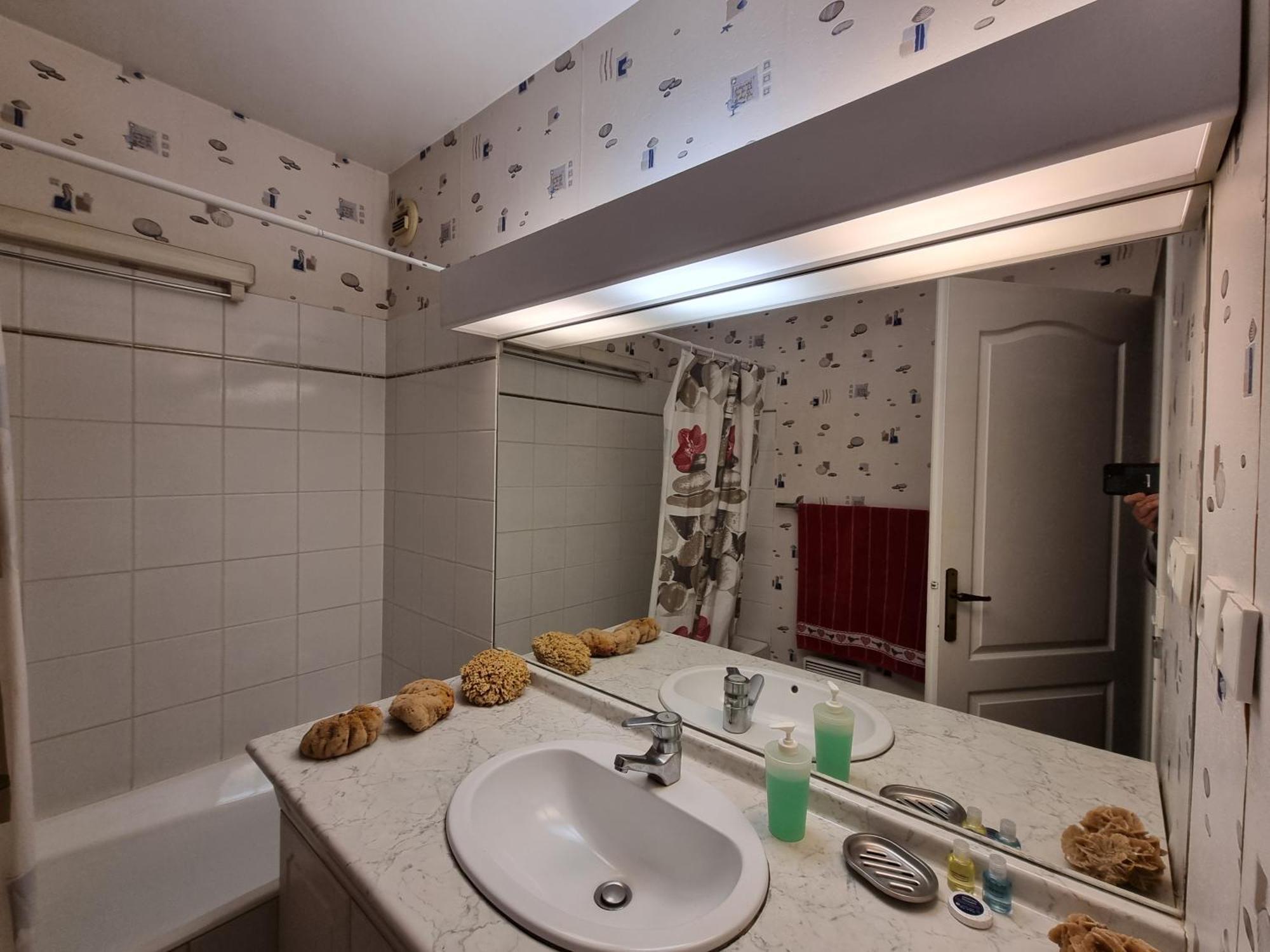 Chambre Avec Sdb Et Toilettes Privatives Rosny-Sous-Bois Extérieur photo